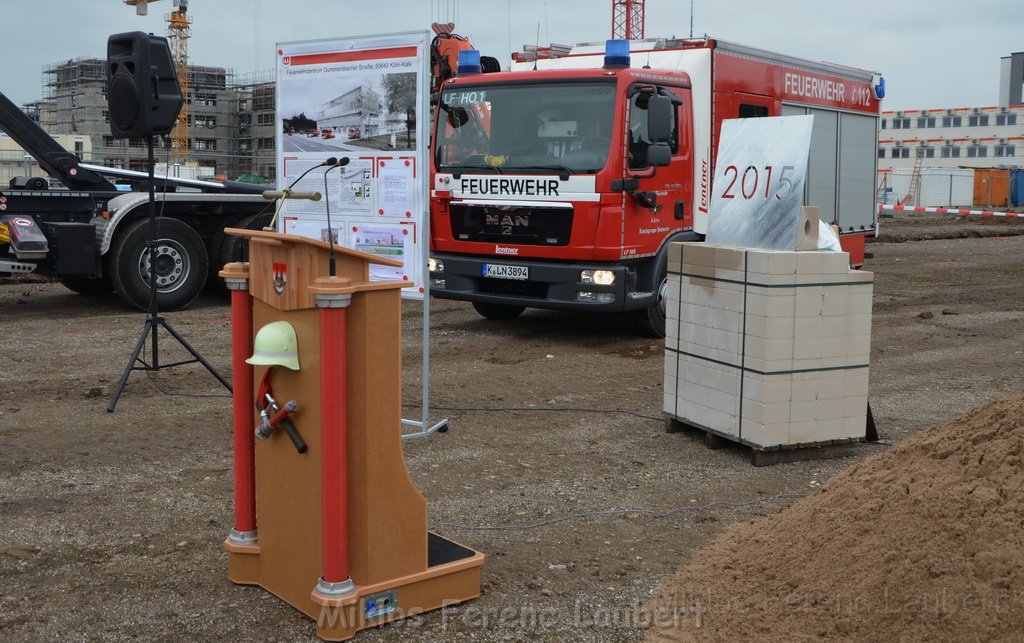 Erster Spatenstich Neues Feuerwehrzentrum Koeln Kalk Gummersbacherstr P008.JPG - Miklos Laubert
